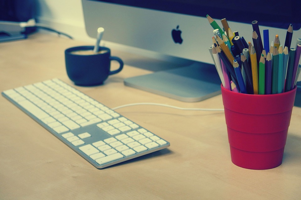 Apple desktop computer